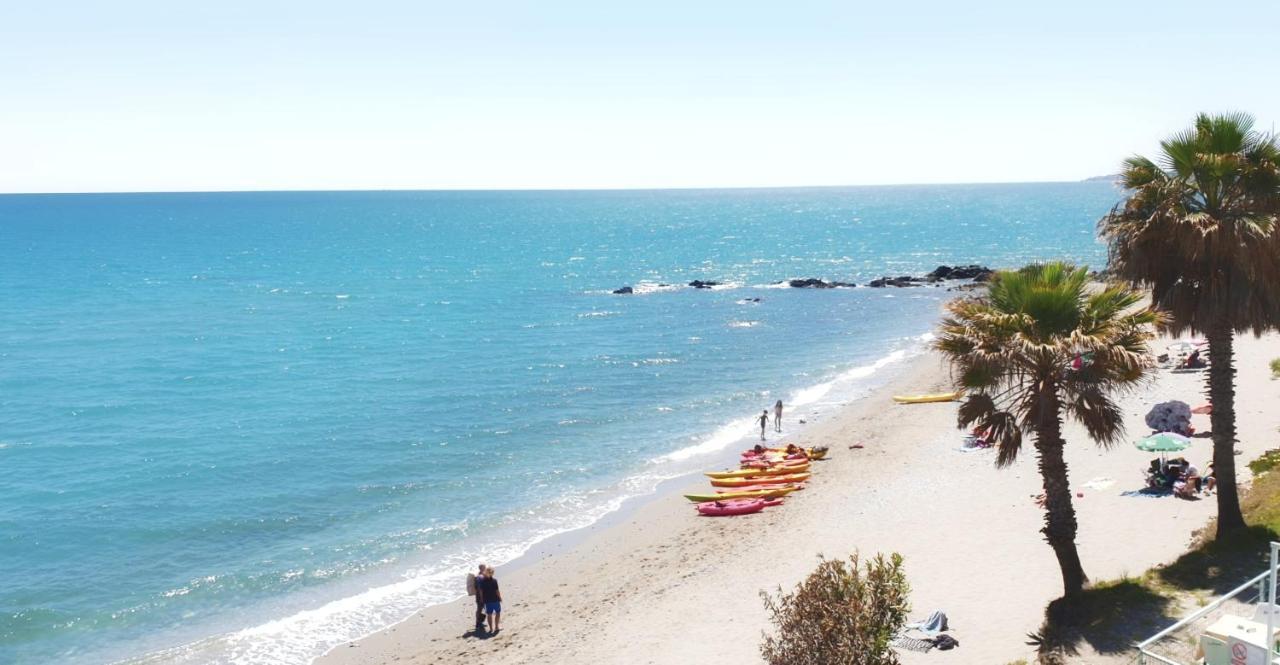 El Estudio De La Playa Benalbeach Holidays Deluxe Benalmadena Exterior photo