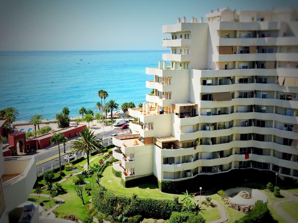 El Estudio De La Playa Benalbeach Holidays Deluxe Benalmadena Exterior photo
