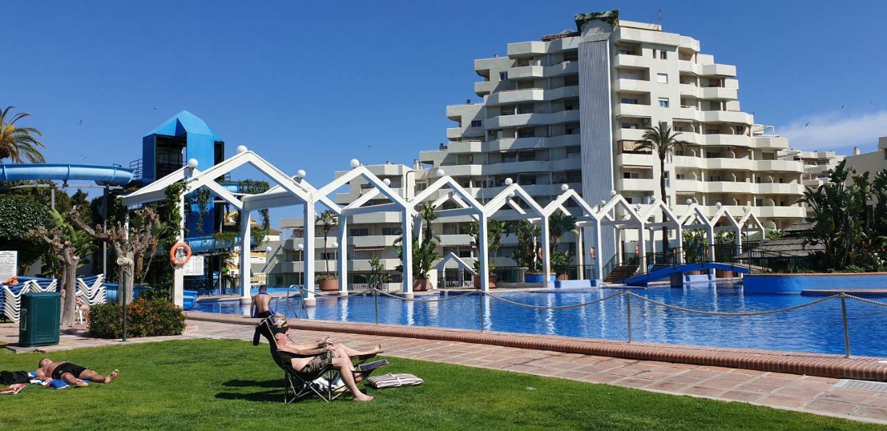El Estudio De La Playa Benalbeach Holidays Deluxe Benalmadena Exterior photo